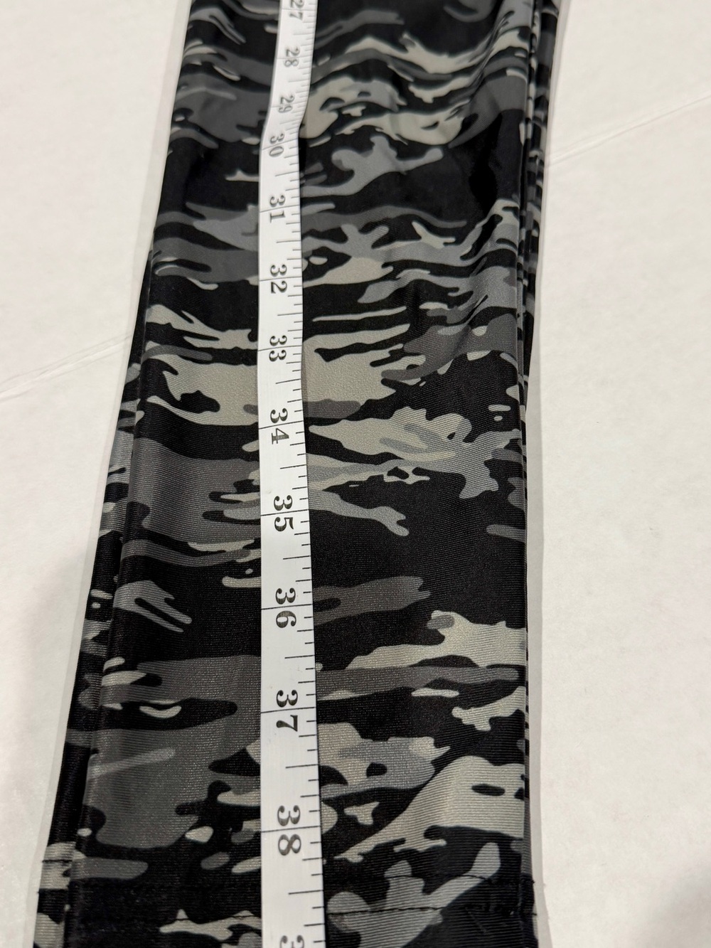 NFL Team Apparel women’s Raiders leggings - Picture 6 of 6
